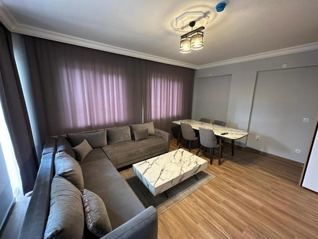 Lara'S Suite Αττάλεια Εξωτερικό φωτογραφία